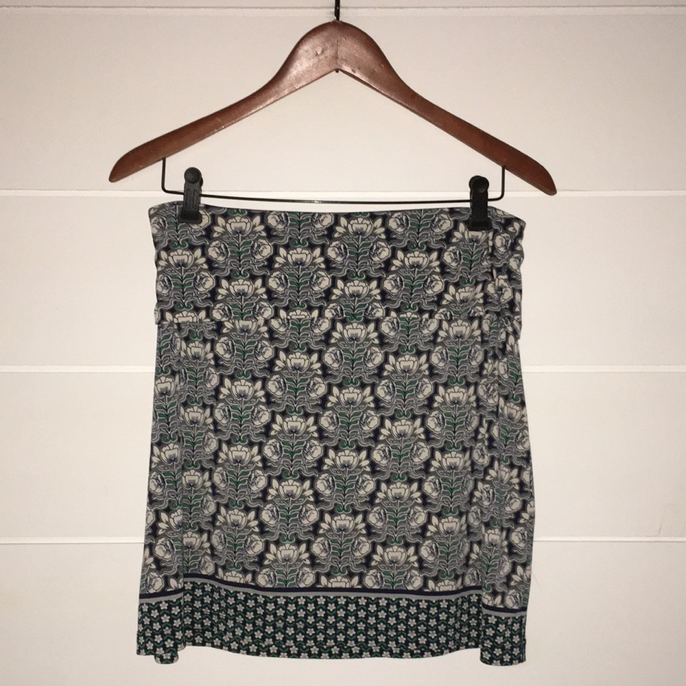 Max Studio Pull On Jersey Knit Skirt